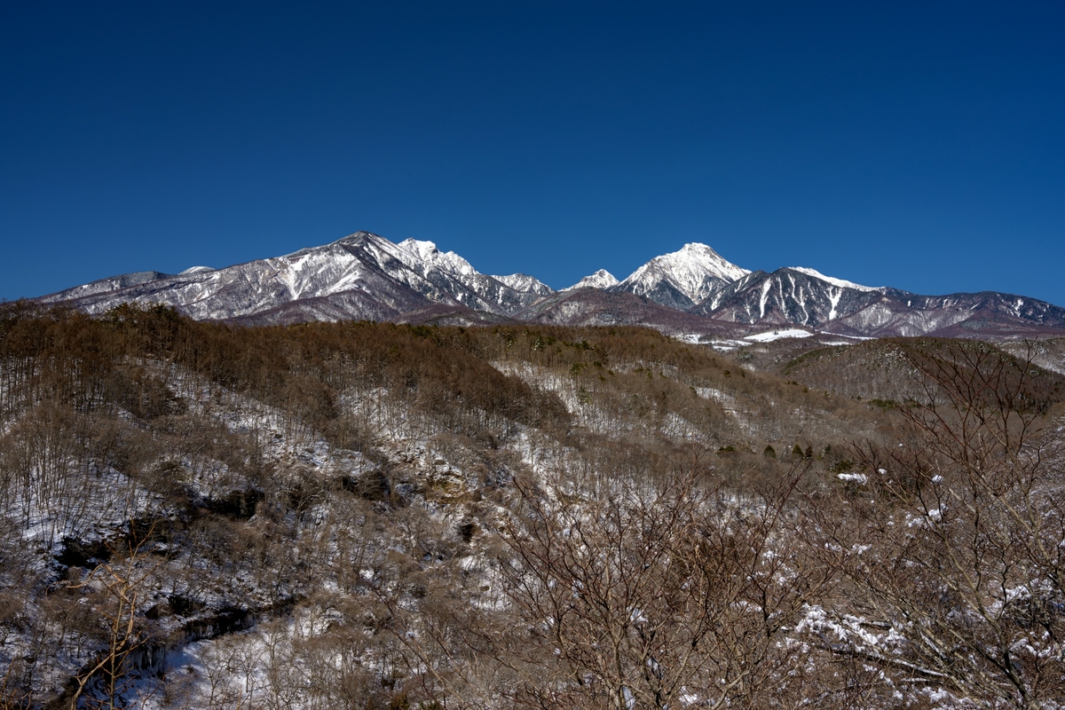 標高差で変わる暮らしのスタイル｜北杜市での住まい選びの視点